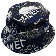 Load image into Gallery viewer, CHANEL Camellia bucket hat Size M Black/White Cotton 100%