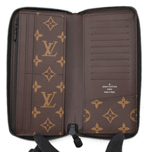 将图像加载到图库查看器中,LOUIS VUITTON Zippy wallet Vertical Blue AtlanticM82799 Monogram・Tone