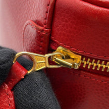 将图像加载到图库查看器中,CHANEL CC Logo vanity bag RedA01998 Caviar Leather