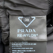 Load image into Gallery viewer, PRADA Re-Nylon Cropped 2-way Down Jacket Size 38 Black29Y056 Nylon