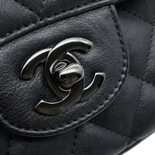 Load image into Gallery viewer, CHANEL Matelasse Double Flap ChainShoulder BlackA01112 Calf Leather Size 25