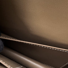 将图像加载到图库查看器中,HERMES Constance Elan Miroir Etoupe Epsom