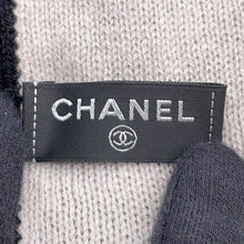 Load image into Gallery viewer, CHANEL CC Logo Large Scarf Black/White/Pink Cashmere100%