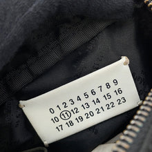 Load image into Gallery viewer, Maison Margiela Maison Margiela Shoulder Pochette Black Canvas