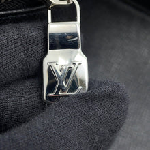 将图像加载到图库查看器中,LOUIS VUITTON Discovery・Backpack NoirM30230 Taiga Leather Monogram Eclipse