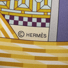 将图像加载到图库查看器中,HERMES Carre Double Face A la Lumiere du Flambeau Double face Torchlight Size 90 Cream/Moldore/Blue Lavand Silk100%