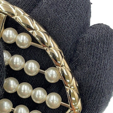 Load image into Gallery viewer, CHANEL Heart Brooch GoldABG046 Gold Plated Faux Pearl Rhinestone