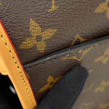 将图像加载到图库查看器中,LOUIS VUITTON Diane NM NoirM45985 Monogram Size PM