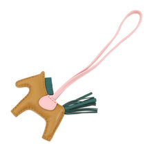 将图像加载到图库查看器中,HERMES Rodeo Bag Charm Sesame / Rose Sakura / Malachite Lambskin Size PM