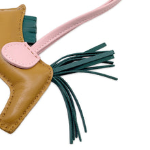 将图像加载到图库查看器中,HERMES Rodeo Bag Charm Sesame / Rose Sakura / Malachite Lambskin Size PM