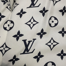 将图像加载到图库查看器中,LOUIS VUITTON Damier Fox Intarsia Fur Jacket Size 38 White/Black1A5RDH Fox Raccoon