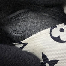 Load image into Gallery viewer, LOUIS VUITTON Damier Fox Intarsia Fur Jacket Size 38 White/Black1A5RDH Fox Raccoon