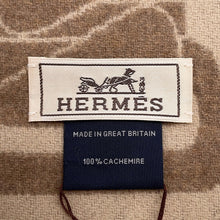 Load image into Gallery viewer, HERMES Cashmere Scarf Clic Se Nue Marron Grasset/Craie Cashmere100%