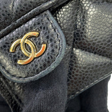 将图像加载到图库查看器中,CHANEL Matelasse iPhone Case for 14pro BlackAP3553 Caviar Leather