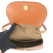 将图像加载到图库查看器中,FENDI Camon Brown/Beige8BS082 Leather Size Small