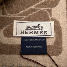 将图像加载到图库查看器中,HERMES Cashmere Scarf "Clic-se-nue" Marron Grasset/Craie Cashmere100%