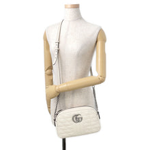 Load image into Gallery viewer, GUCCI GG Marmont ChainShoulder Bag White/Beige846312 Leather Size Small