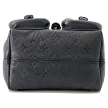 将图像加载到图库查看器中,LOUIS VUITTON backup NoirM47072 Monogram Empreinte Leather