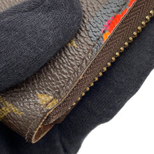 将图像加载到图库查看器中,LOUIS VUITTON Zippy Wallet BrownM93759 Monogram・Rose