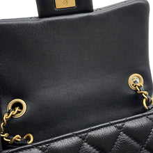 将图像加载到图库查看器中,CHANEL Matelasse ChainShoulder Bag BlackAS1786 Lambskin Size Mini