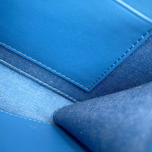 将图像加载到图库查看器中,CHANEL Matelasse Pearl Crush Camera Bag Chainshoulder Bag BlueAP2463 Denim