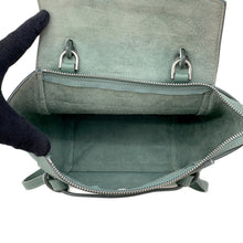 将图像加载到图库查看器中,CELINE Belt bag Green189003 Leather Size Nano