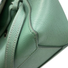 将图像加载到图库查看器中,CELINE Belt bag Green189003 Leather Size Nano