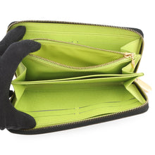 将图像加载到图库查看器中,LOUIS VUITTON LV × TM Zippy Wallet Noir/PistacheM60244 Monogram・Multicolor