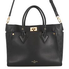 将图像加载到图库查看器中,LOUIS VUITTON On My Side NoirM22225 Calf Leather Monogram Mahina Size GM