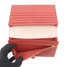 将图像加载到图库查看器中,CELINE Large Strap Multifunction Beige/Red104873 Leather