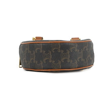 将图像加载到图库查看器中,CELINE Triomphe Heart Shoulder Bag Tan198222 PVC Leather