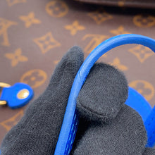 将图像加载到图库查看器中,LOUIS VUITTON Neverfull Grand BleuM40938 Monogram Ikat Flower Size MM