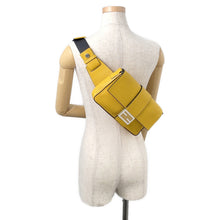 将图像加载到图库查看器中,FENDI Selleria Baguette for Men Waist Bag Yellow/Black7VA472 Leather