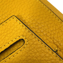 将图像加载到图库查看器中,FENDI Selleria Baguette for Men Waist Bag Yellow/Black7VA472 Leather