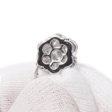 Load image into Gallery viewer, Van Cleef & Arpels Fleurette PendantVCARP9X700 18K White Gold