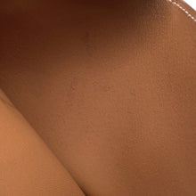 将图像加载到图库查看器中,HERMES Bean compact Gold Epsom