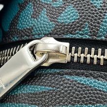 将图像加载到图库查看器中,SAINT LAURENT PARIS Leaf motif pouch Green/Black650125 Leather