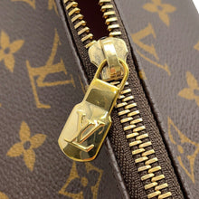 Load image into Gallery viewer, LOUIS VUITTON Bloom Pouch Rose PoudreM11303 Monogram