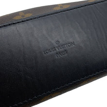 Load image into Gallery viewer, LOUIS VUITTON Saintonge NoirM43555 Monogram Calf Leather