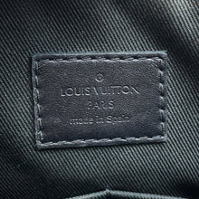 将图像加载到图库查看器中,LOUIS VUITTON Alpha Messenger NoirM44165 Monogram / Galaxy