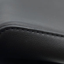 将图像加载到图库查看器中,LOUIS VUITTON Messenger NoirM52176 Dark Infiniti Size PM