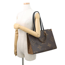 将图像加载到图库查看器中,LOUIS VUITTON Onthego RedM45321 Monogram Monogram Reverse Canvas Monogram Giant Size MM
