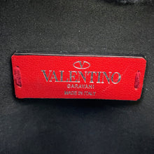 将图像加载到图库查看器中,Valentino Garavani Logo Shoulder Bag Black3Y2B0943WJW Leather