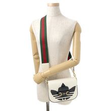 将图像加载到图库查看器中,GUCCI Adidas collaboration Horsebit Shoulder Bag White/Black659574 Leather
