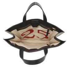 将图像加载到图库查看器中,GUCCI Bee Print Tote Bag Beige/Black450950 GG Supreme Leather