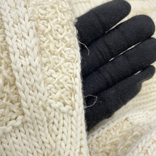 Load image into Gallery viewer, FENDI FF pullover sweater Size 46 WhiteFZX091 Cotton72% Linen26% Nylon2%