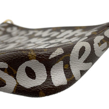 Load image into Gallery viewer, LOUIS VUITTON Pochette Accessoires White/BrownM92192 Monogram・Graffiti