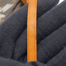 Load image into Gallery viewer, LOUIS VUITTON Pochette Accessoires White/BrownM92192 Monogram・Graffiti