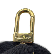 将图像加载到图库查看器中,LOUIS VUITTON Coussin GoldM22396 Lambskin Size BB