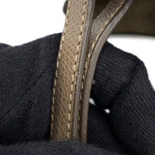 将图像加载到图库查看器中,CELINE Vertical Cavas Taupe Grey189813XBA Calf Leather Size Small